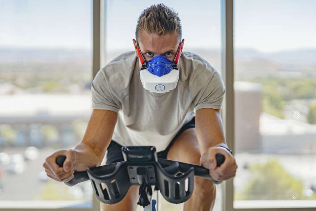 (Re)assessment of the COSMED Quark CPET and VO2Master Pro Systems for Measuring Pulmonary Gas Exchange and Ventilation