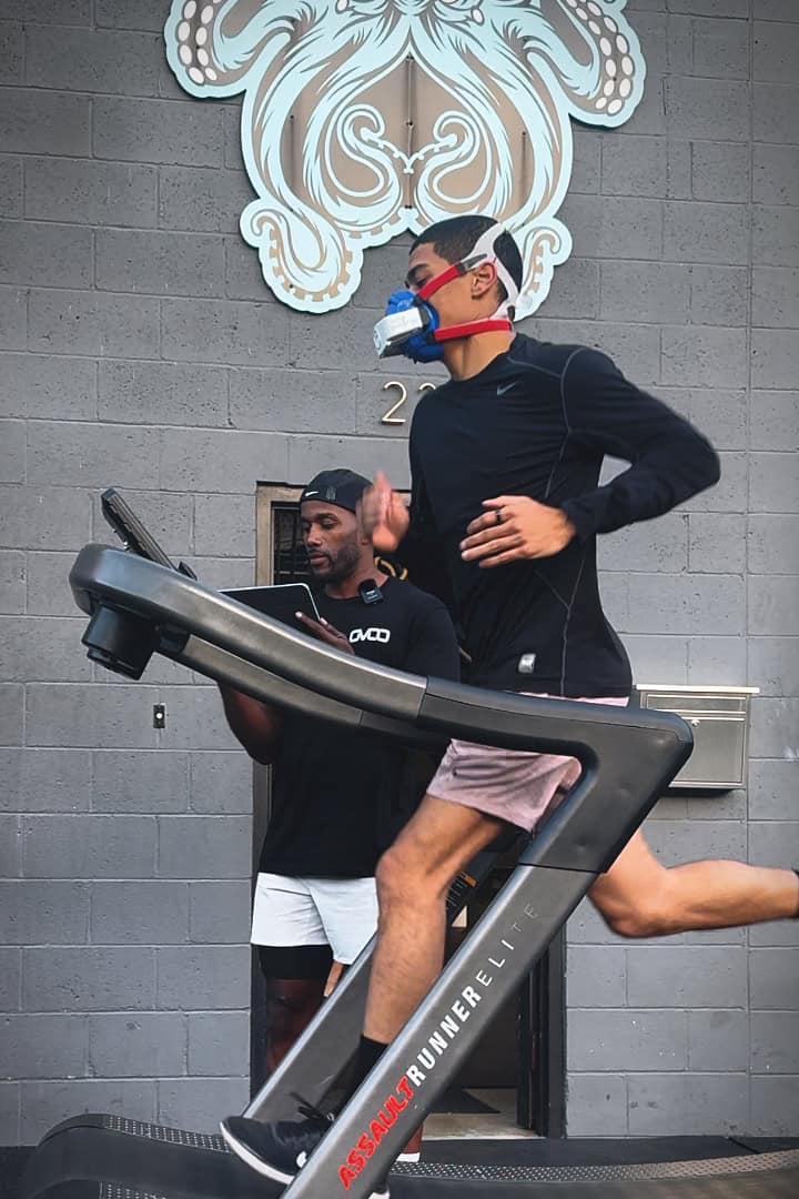 20250312 DarnellwCLysik treadmill 02
