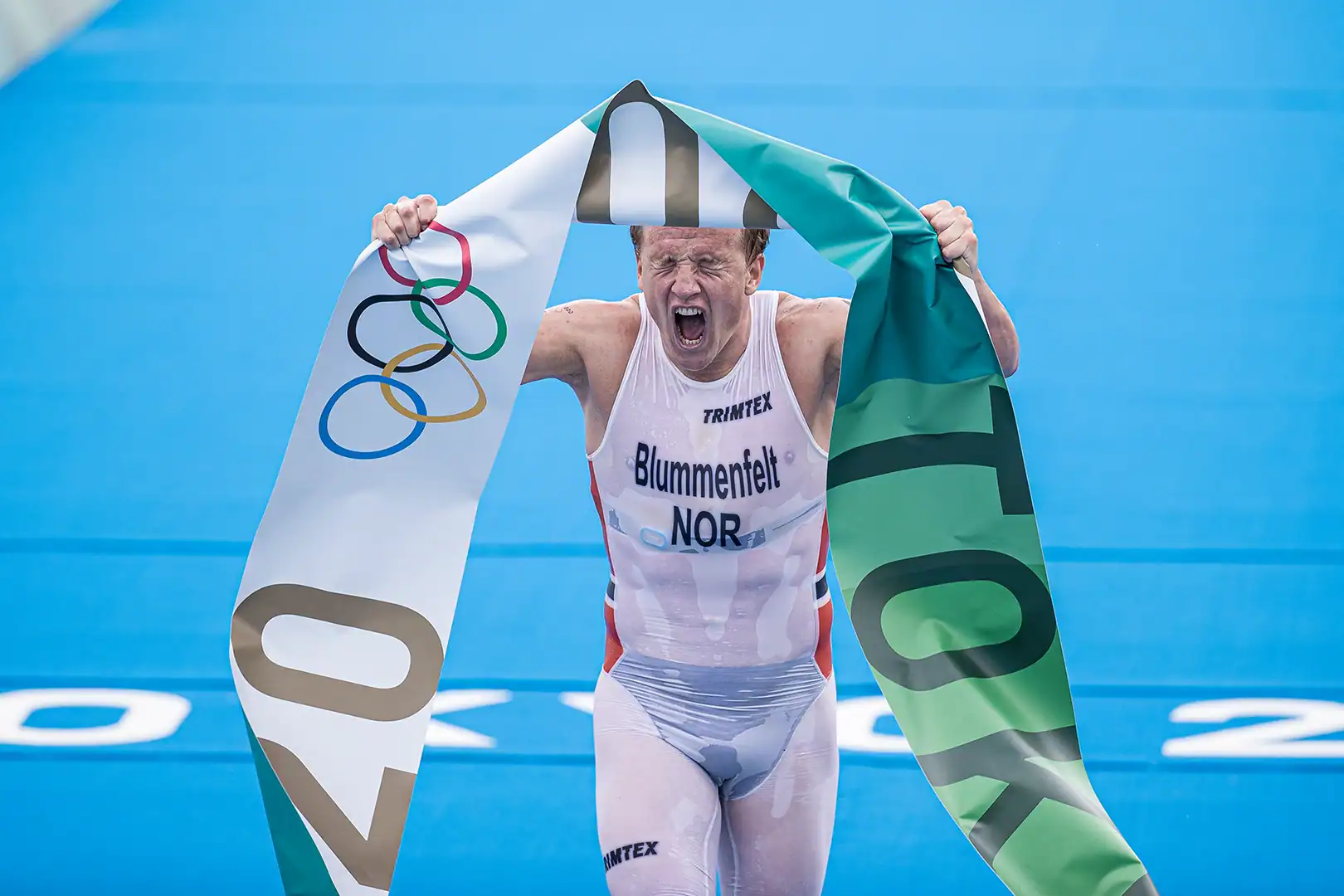Kristian Blummenfelt celebrating competition results supported by VO2 Master solution metabolic testing